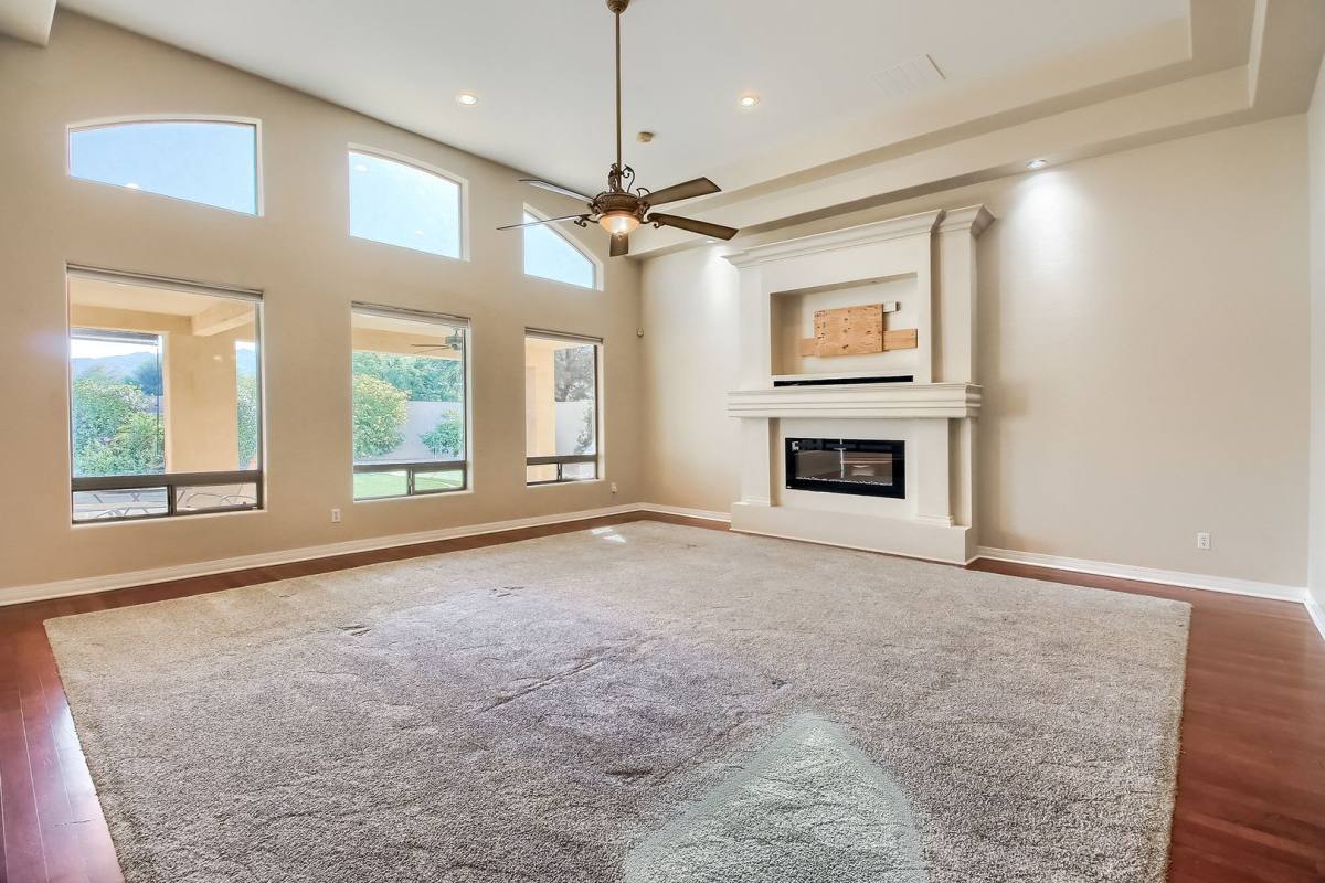House for rent at 9007 S 10th Dr, Phoenix, AZ 85041