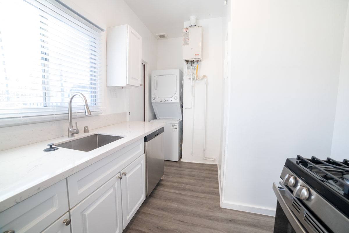 Apartment for rent at 207 N Berendo St #1 4, Los Angeles, CA 90004