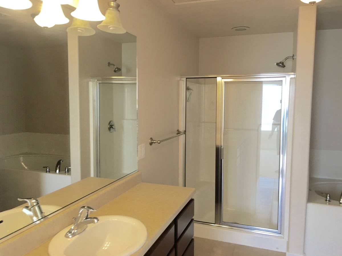 Townhouse for rent at 1077 Quarry View Way, Sandy, UT 84094
