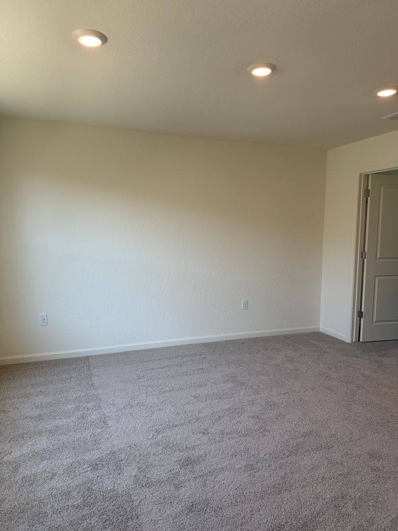 House for rent at 1919 Oak Falls Court, Tulare, CA 93274