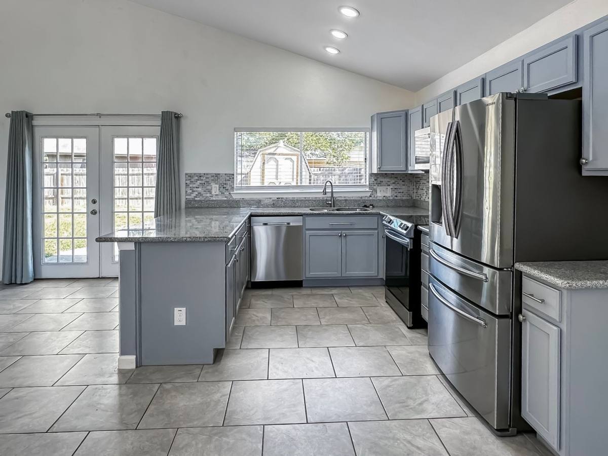 House for rent at 6923 Glen Fair, San Antonio, TX 78239