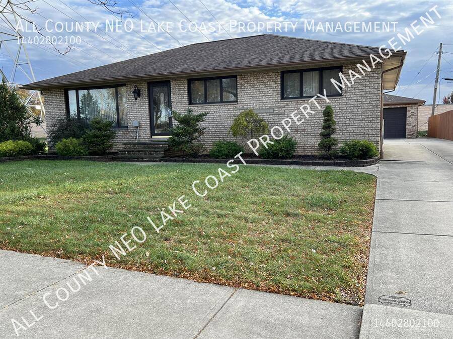House for rent at 9953 Shady Lane, Cleveland, OH 44144