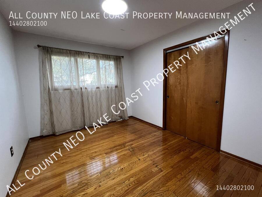 House for rent at 9953 Shady Lane, Cleveland, OH 44144