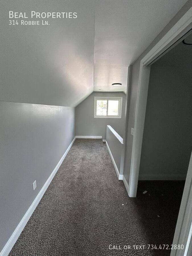 House for rent at 314 Robbie Lane, Flint, MI 48505