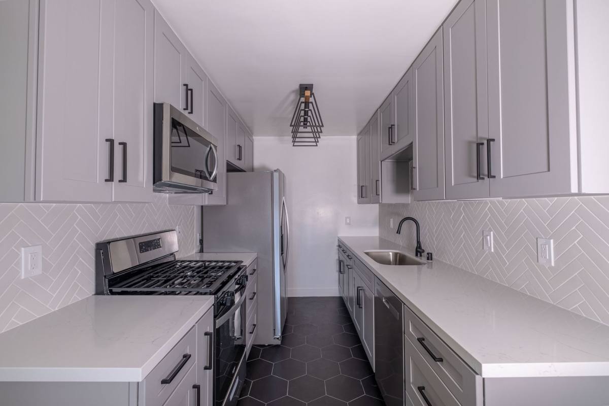 Apartment for rent at 17901 Crenshaw Blvd, Torrance, CA 90504