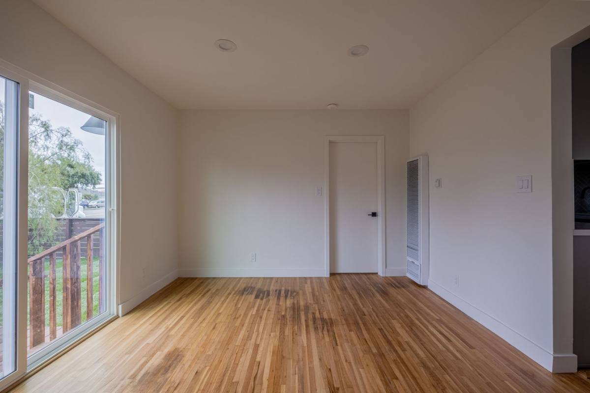 Apartment for rent at 17901 Crenshaw Blvd, Torrance, CA 90504