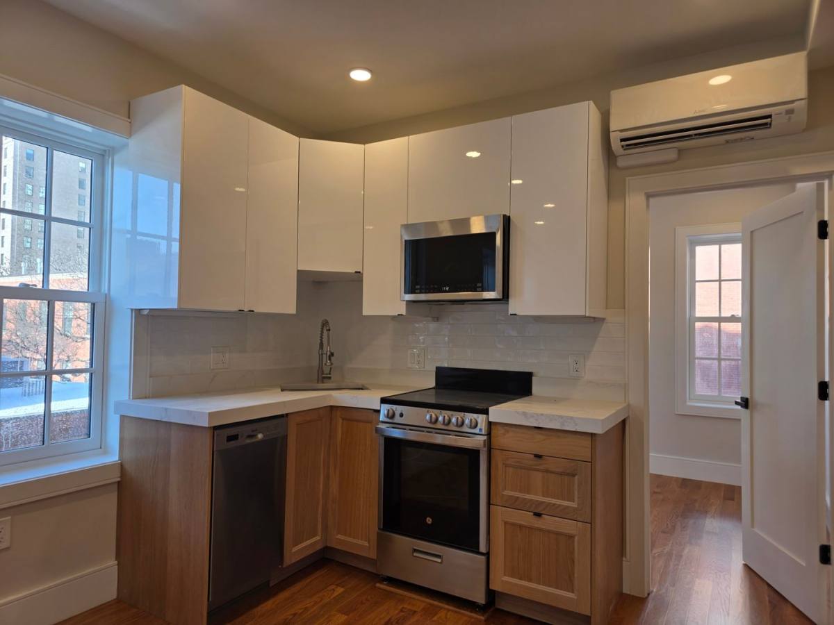 Apartment for rent at 18D Winchester St #3D, Boston, MA 02116