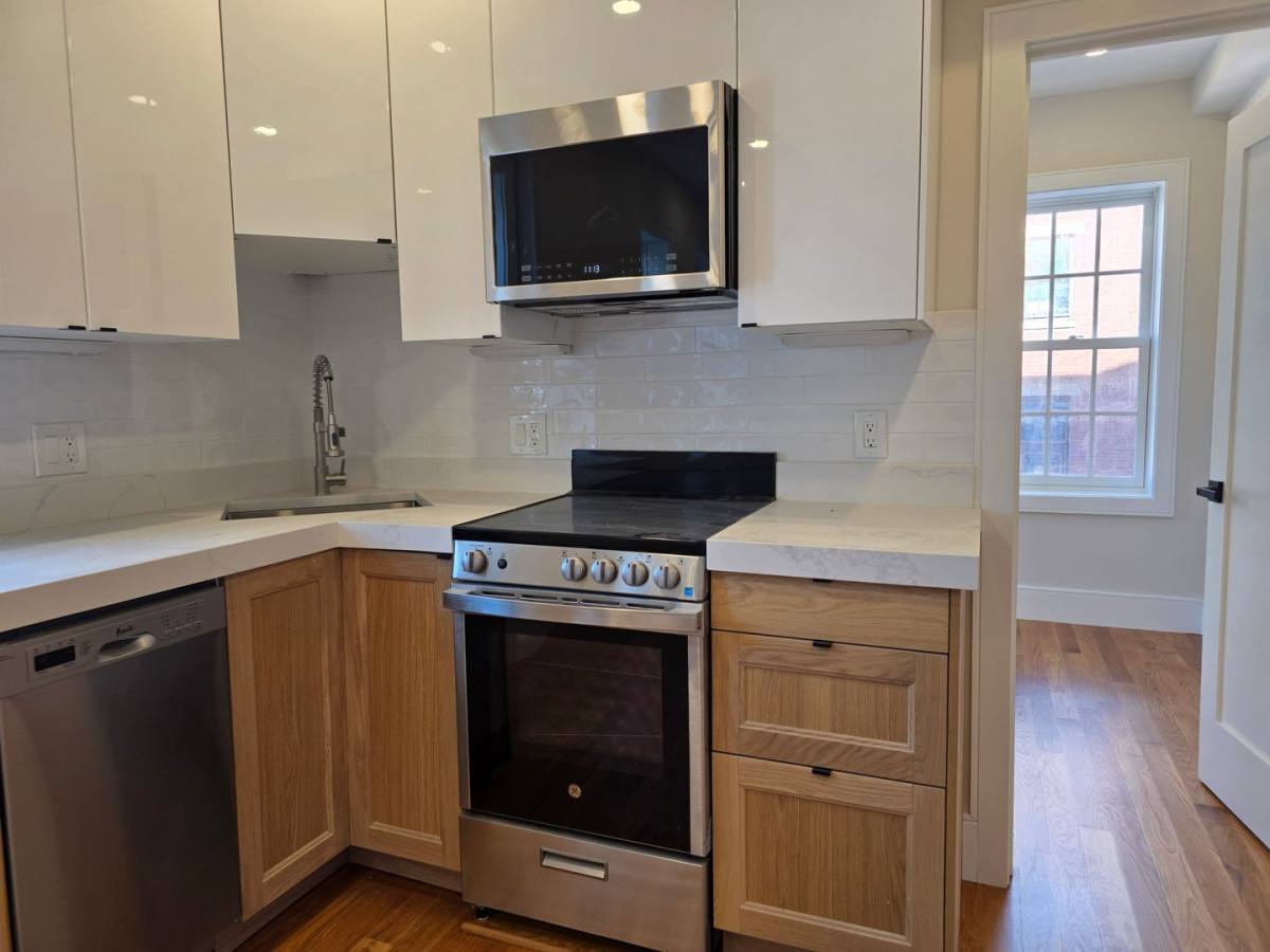 Apartment for rent at 18D Winchester St #3D, Boston, MA 02116