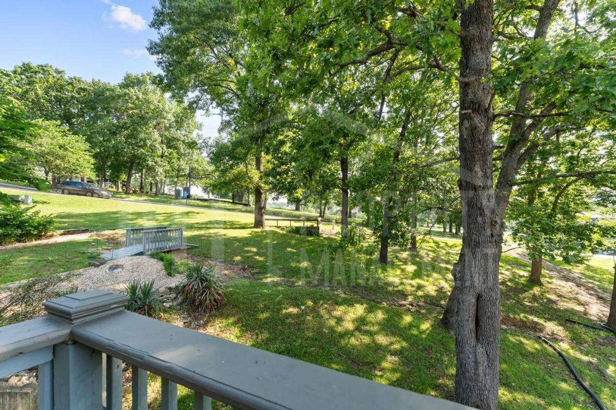 House for rent at 185 Eagle Pointe Dr, Branson, MO 65616