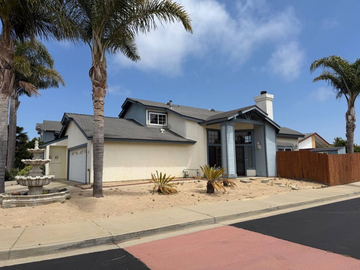 House for rent at 1100 Honeysuckle Way, Lompoc, CA 93436