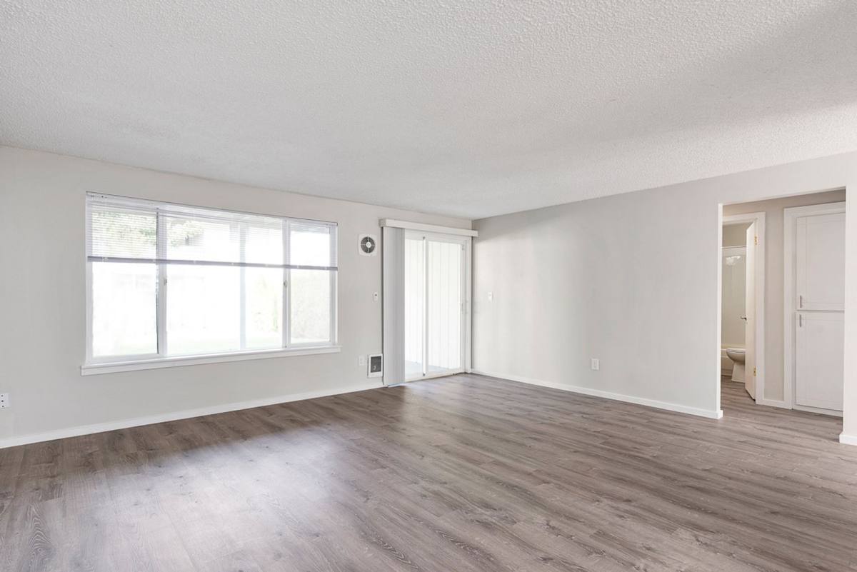 Apartment for rent at 1516 N 19th St, Mount Vernon, WA 98273