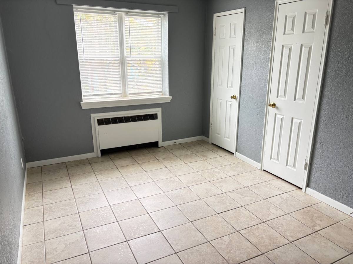 Apartment for rent at 2222 Hoagland Ave, Fort Wayne, IN 46808