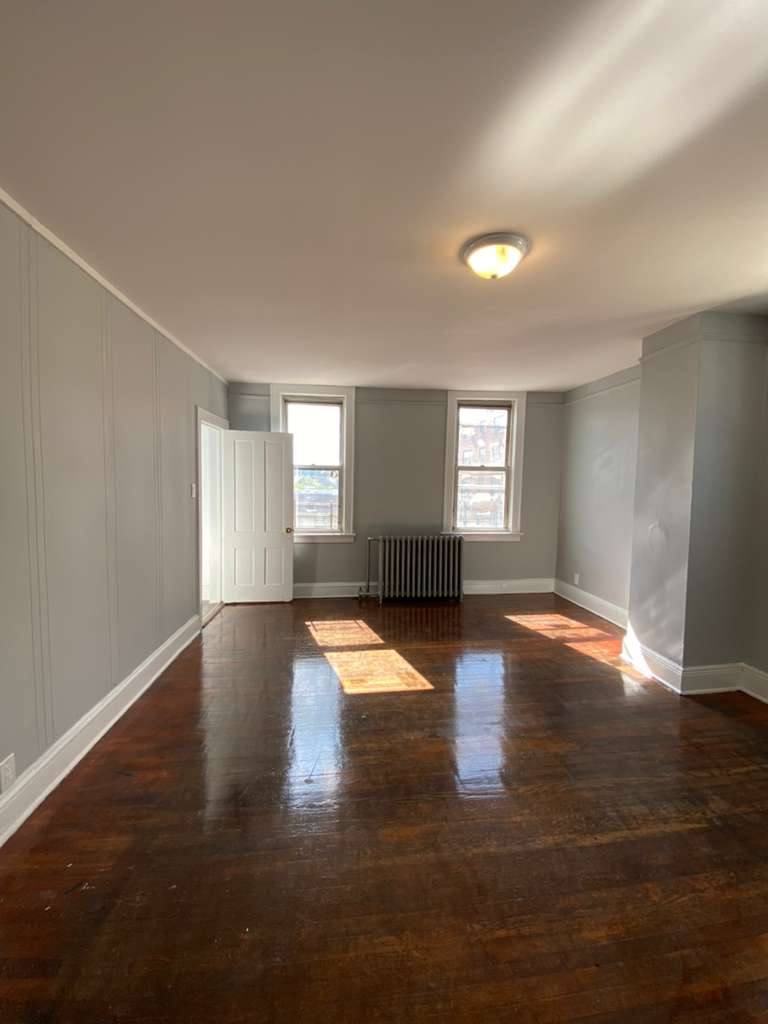 Apartment for rent at 120 Waverly St #3, Yonkers, NY 10701