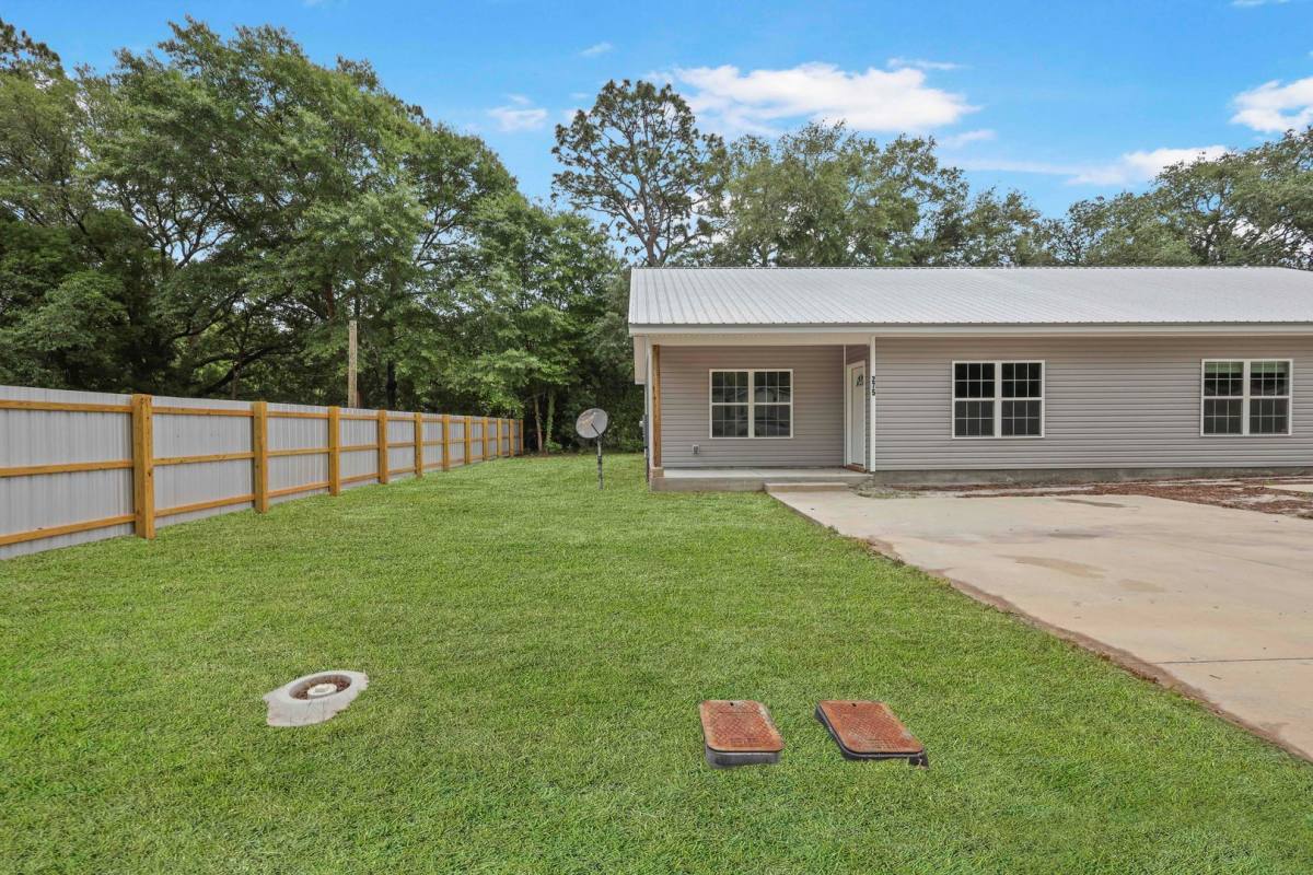 House for rent at 275 Mrytle Lane, Jesup, GA 31546