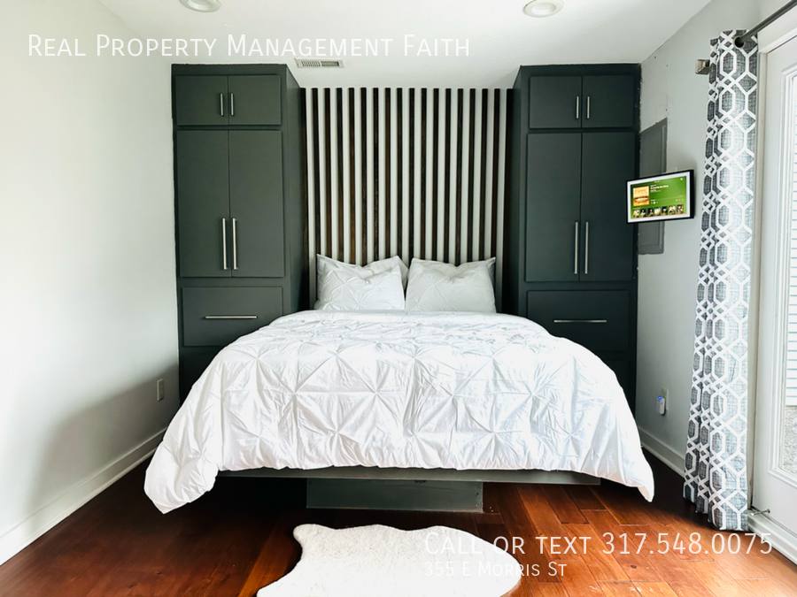 House for rent at 355 E Morris St, Indianapolis, IN 46225
