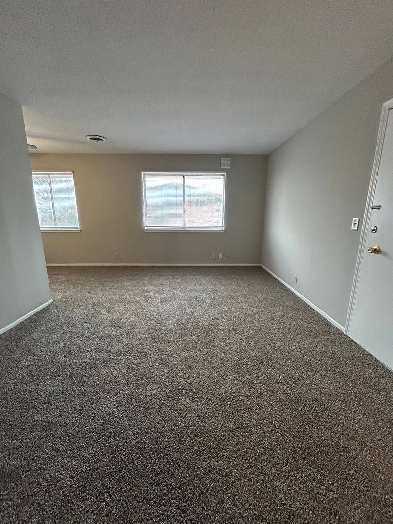 Apartment for rent at 4623 N 56th St, Omaha, NE 68104