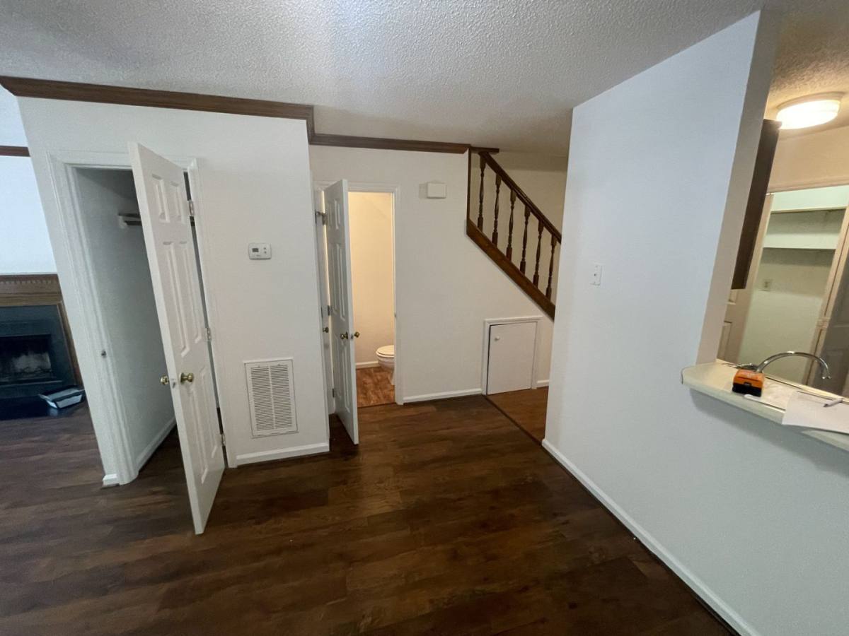 Townhouse for rent at 152 Winners Circle, Cary, NC 27511