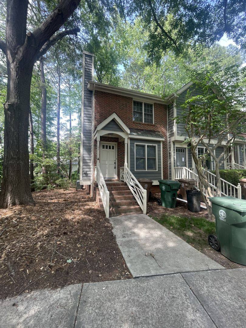 Townhouse for rent at 152 Winners Circle, Cary, NC 27511