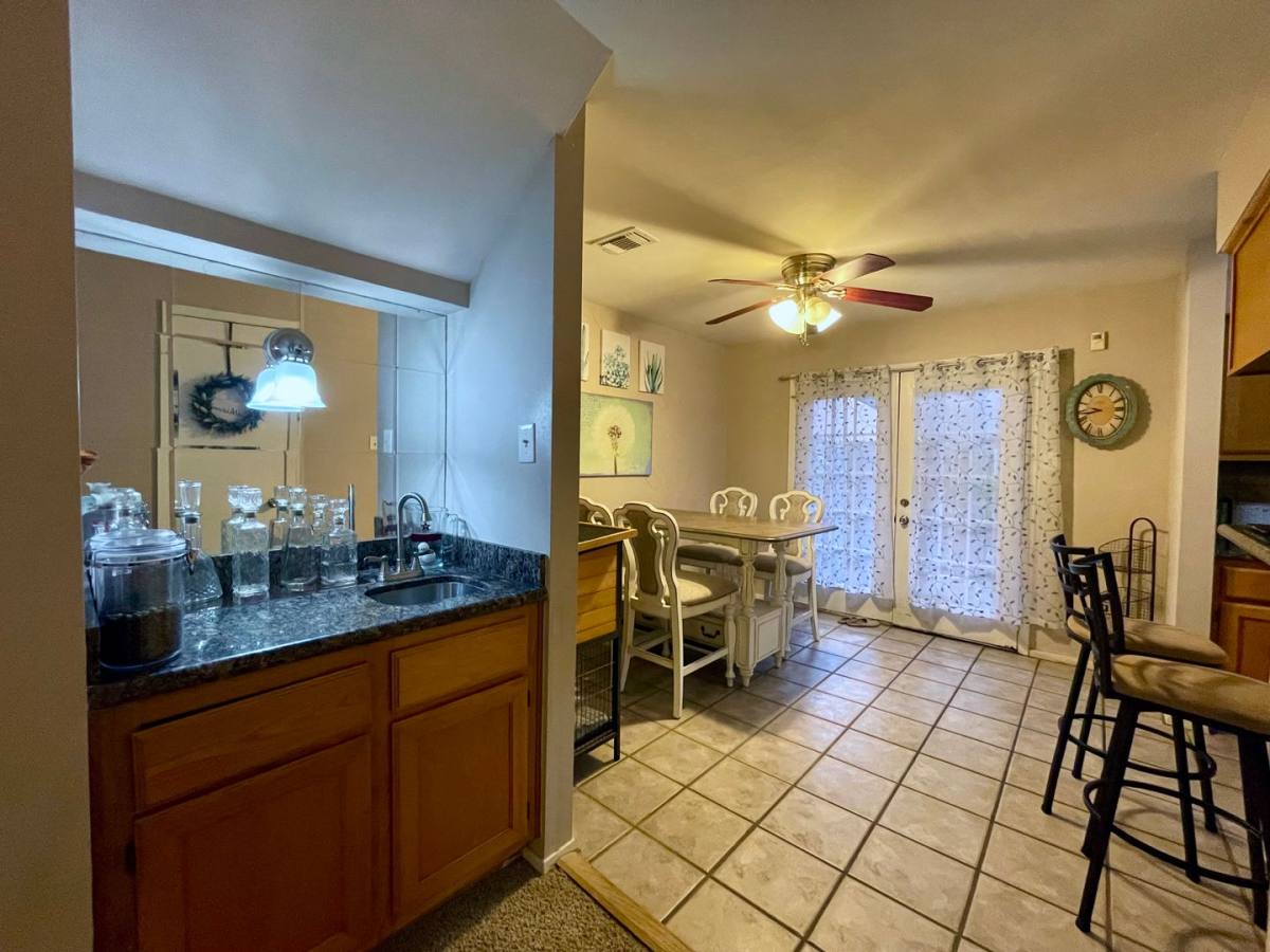 Condo for rent at 1904 Dartmouth N4, College Station, TX 77840