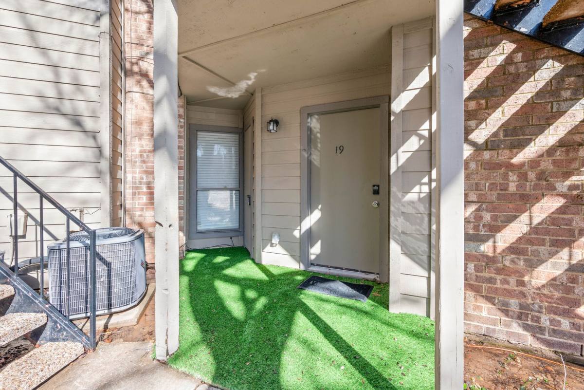 Condo for rent at 1608 Pecan Chase Circle #19, Arlington, TX 76012
