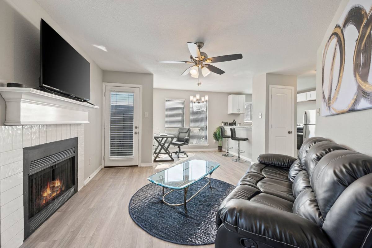 Condo for rent at 1608 Pecan Chase Circle #19, Arlington, TX 76012