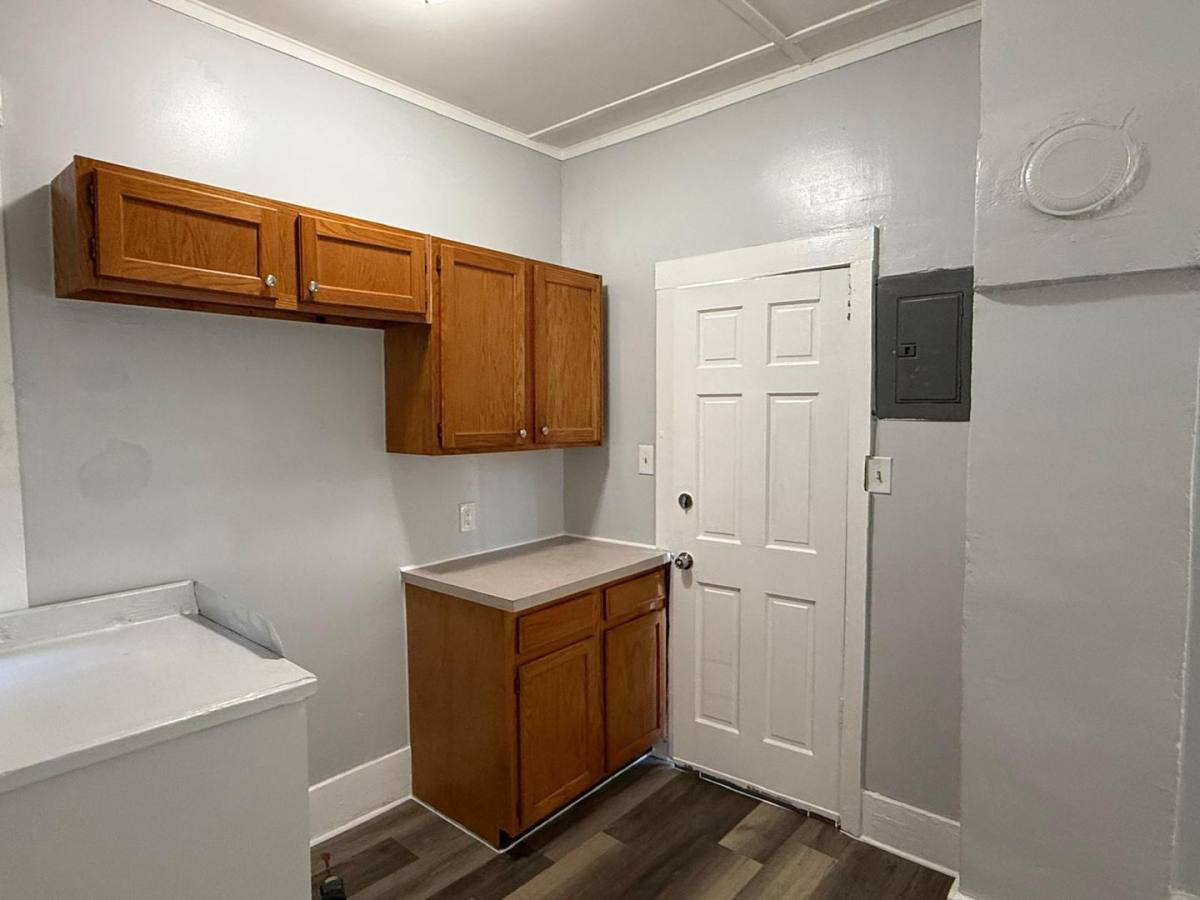 Apartment for rent at 140 E 5th St Units 1-3, Jacksonville, FL 32206