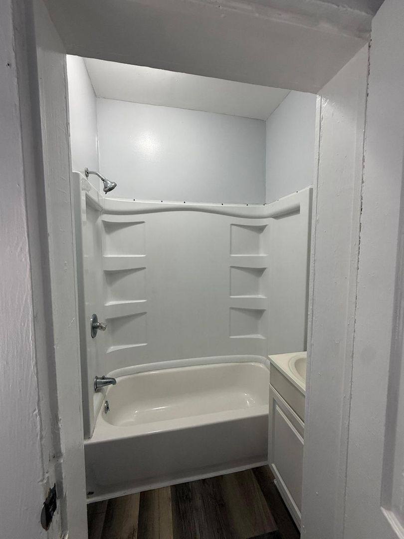 Apartment for rent at 140 E 5th St Units 1-3, Jacksonville, FL 32206