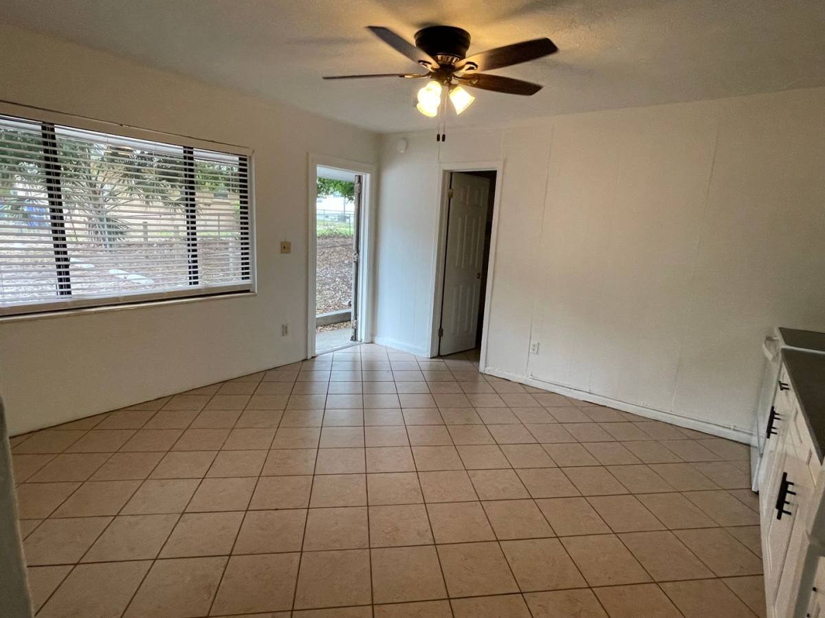 Apartment for rent at 216 Orangeview, Lakeland, FL 33803