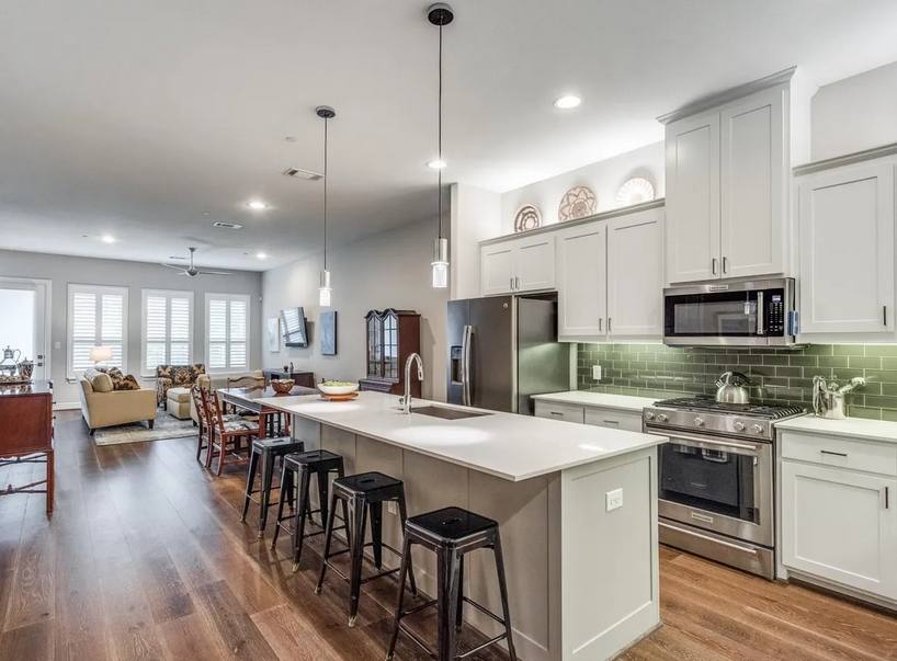 Apartment for rent at 5015 Meridian Lane #ID19007, Addison, TX 75001