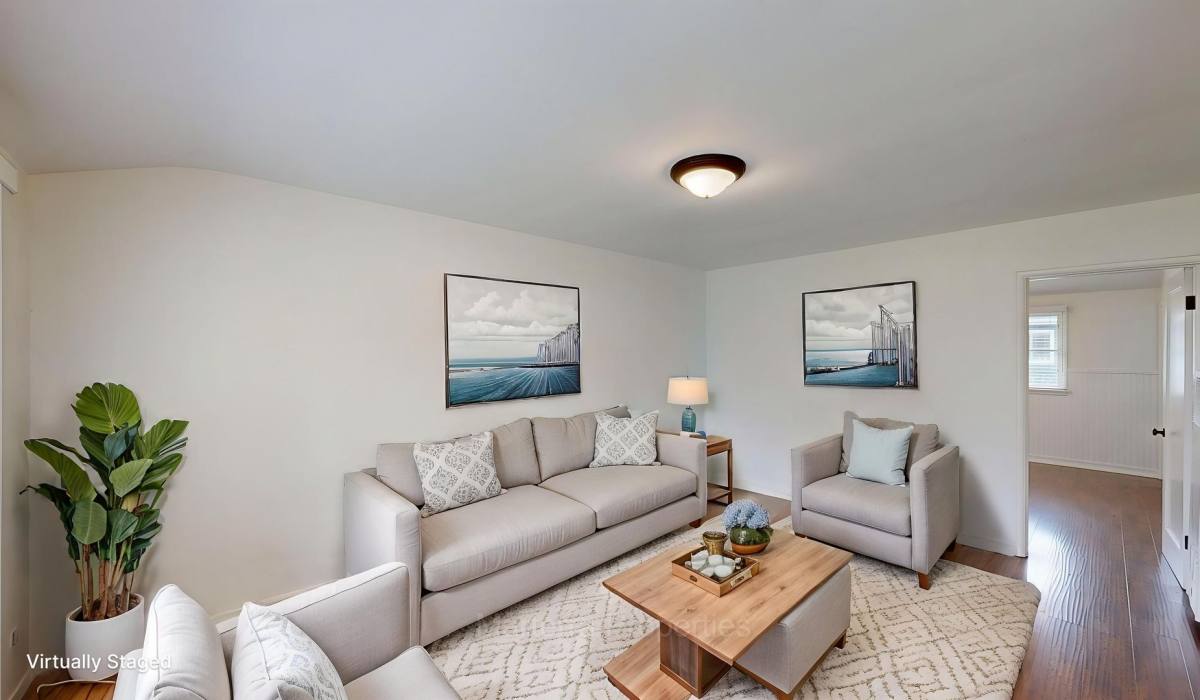 Apartment for rent at 393 & 395 Broadway, Costa Mesa, CA 92627