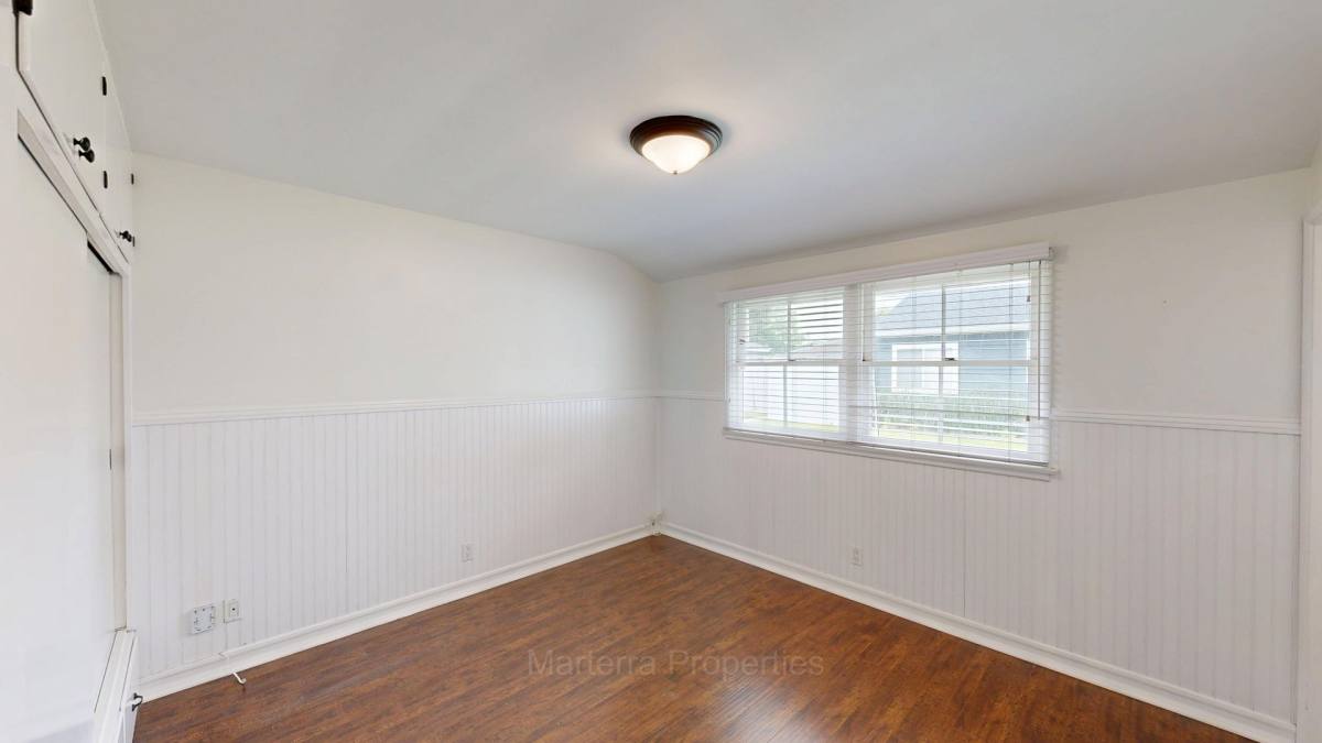 Apartment for rent at 393 & 395 Broadway, Costa Mesa, CA 92627