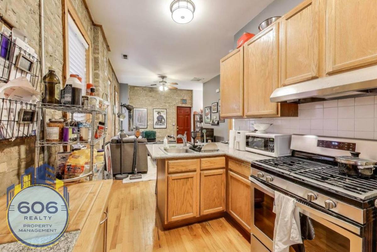 Apartment for rent at 1509 W Thomas St, Chicago, IL 60642