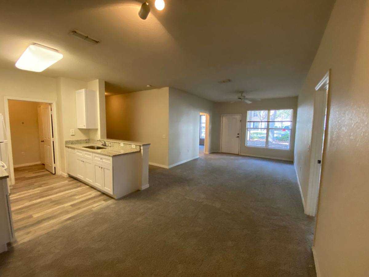 Apartment for rent at 8009 Hemingway Circle, Haines City, FL 33844