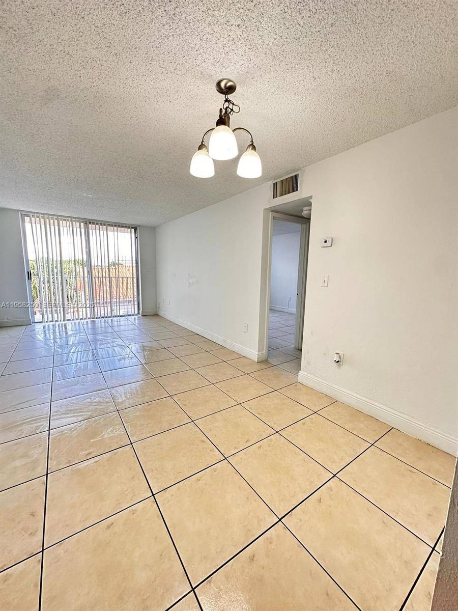 Apartment for rent at 1805 Sans Souci Blvd #420, Miami, FL 33181