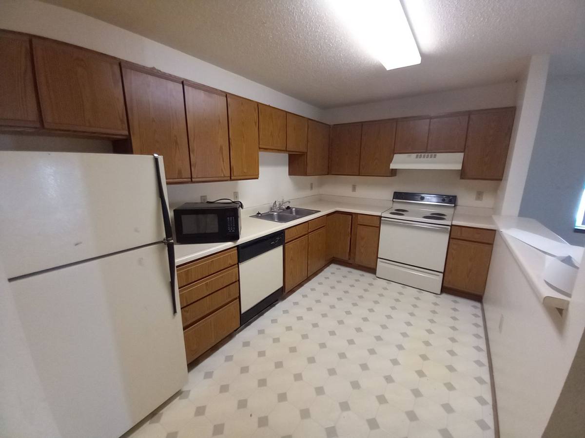 Apartment for rent at 809 E Minnesota St, Rapid City, SD 57701