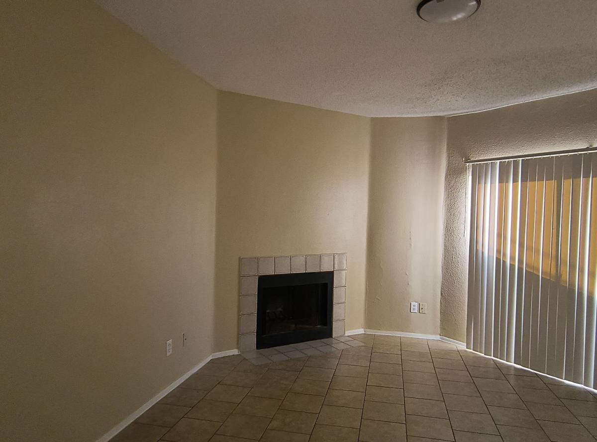 Condo for rent at 206 Plaza Verde Dr, Houston, TX 77038