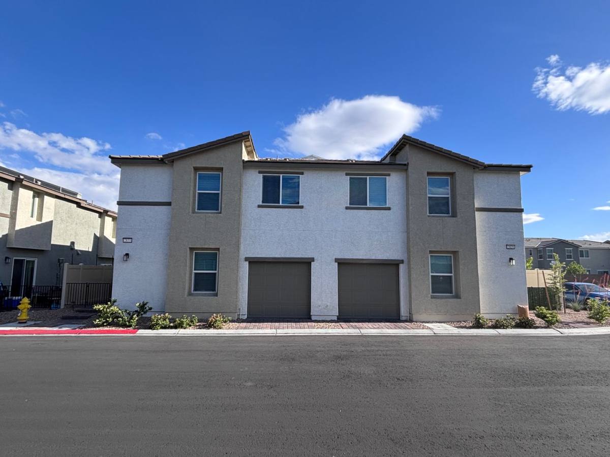 Townhouse for rent at 2833 Champagne Gold Ave, North Las Vegas, NV 89086