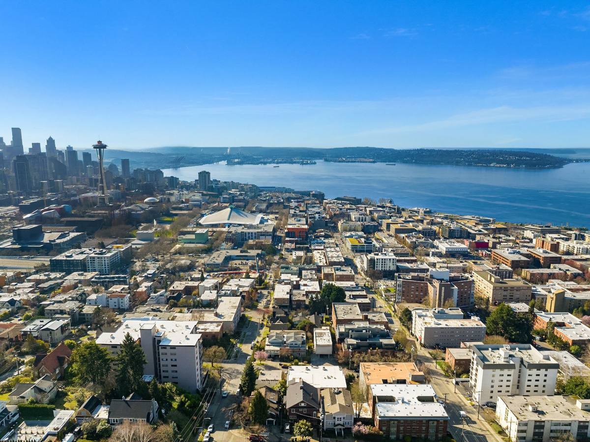 Apartment for rent at 1000 Queen Anne Ave N, Seattle, WA 98109