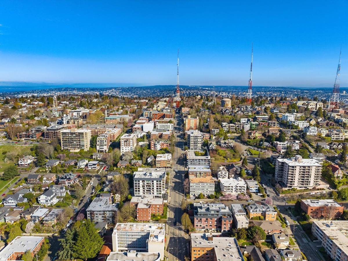 Apartment for rent at 1000 Queen Anne Ave N, Seattle, WA 98109