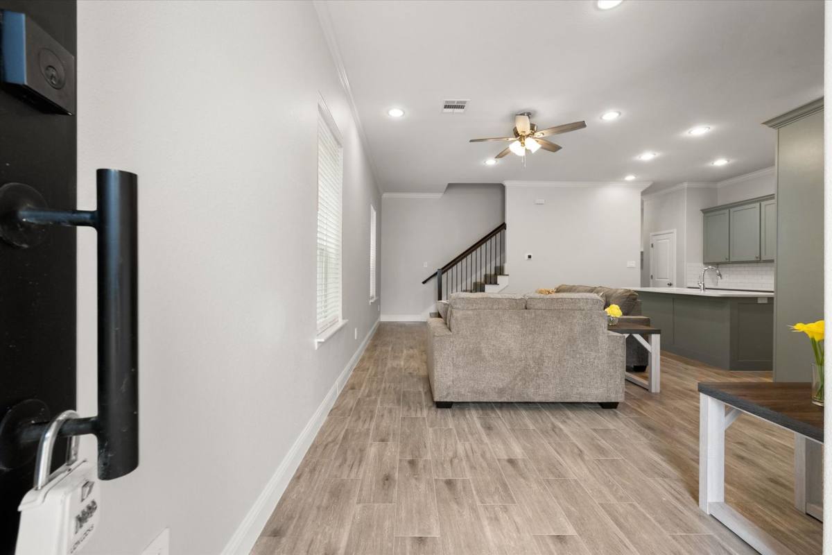 Townhouse for rent at 2360 Spring Park Blvd, Arlington, TX 76016