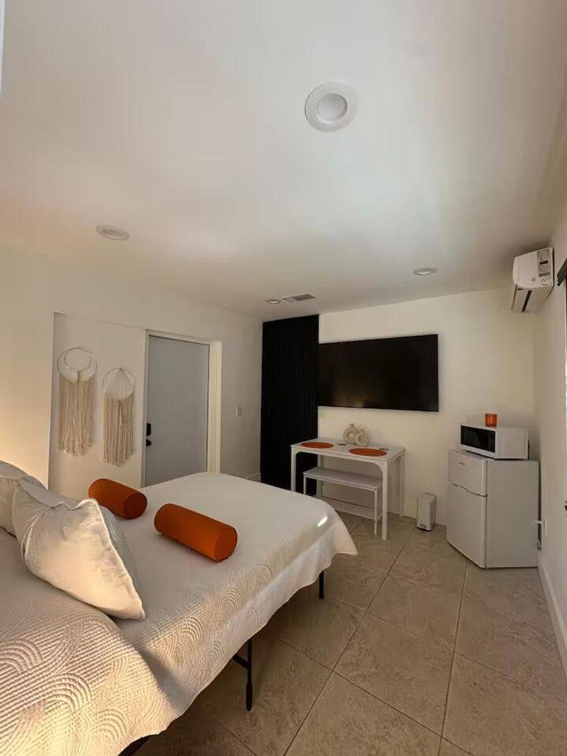 House for rent at 11640 NW 32nd Manor, Fort Lauderdale, FL 33323