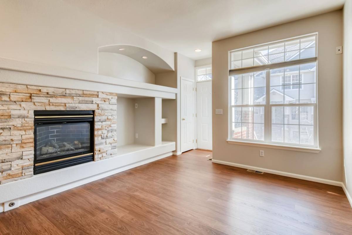 Townhouse for rent at 9874 E Idaho St, Denver, CO 80247