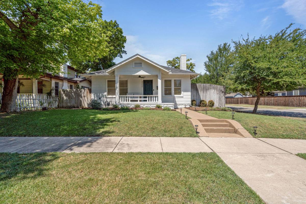 House for rent at 2200 Hurley Ave, Fort Worth, TX 76110