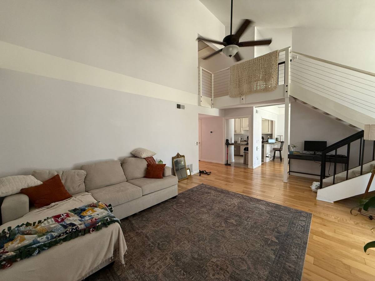 Townhouse for rent at 2066 Avenue of The Trees, Carlsbad, CA 92008