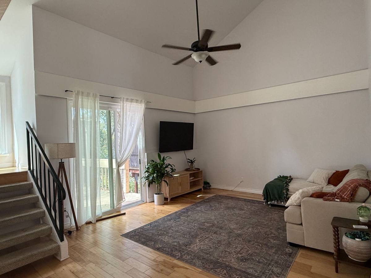 Townhouse for rent at 2066 Avenue of The Trees, Carlsbad, CA 92008