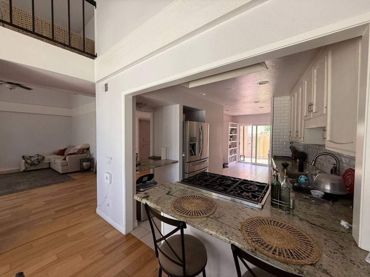 Townhouse for rent at 2066 Avenue of The Trees, Carlsbad, CA 92008
