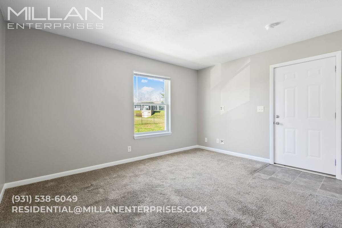 Apartment for rent at 100 Valley View Dr, Dickson, TN 37055