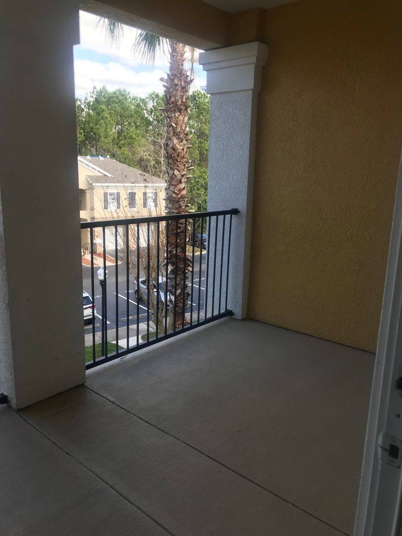 Apartment for rent at 3751 Conroy Rd, Orlando, FL 32839