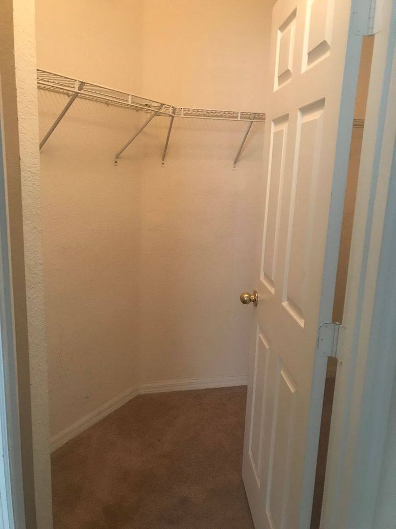 Apartment for rent at 3751 Conroy Rd, Orlando, FL 32839