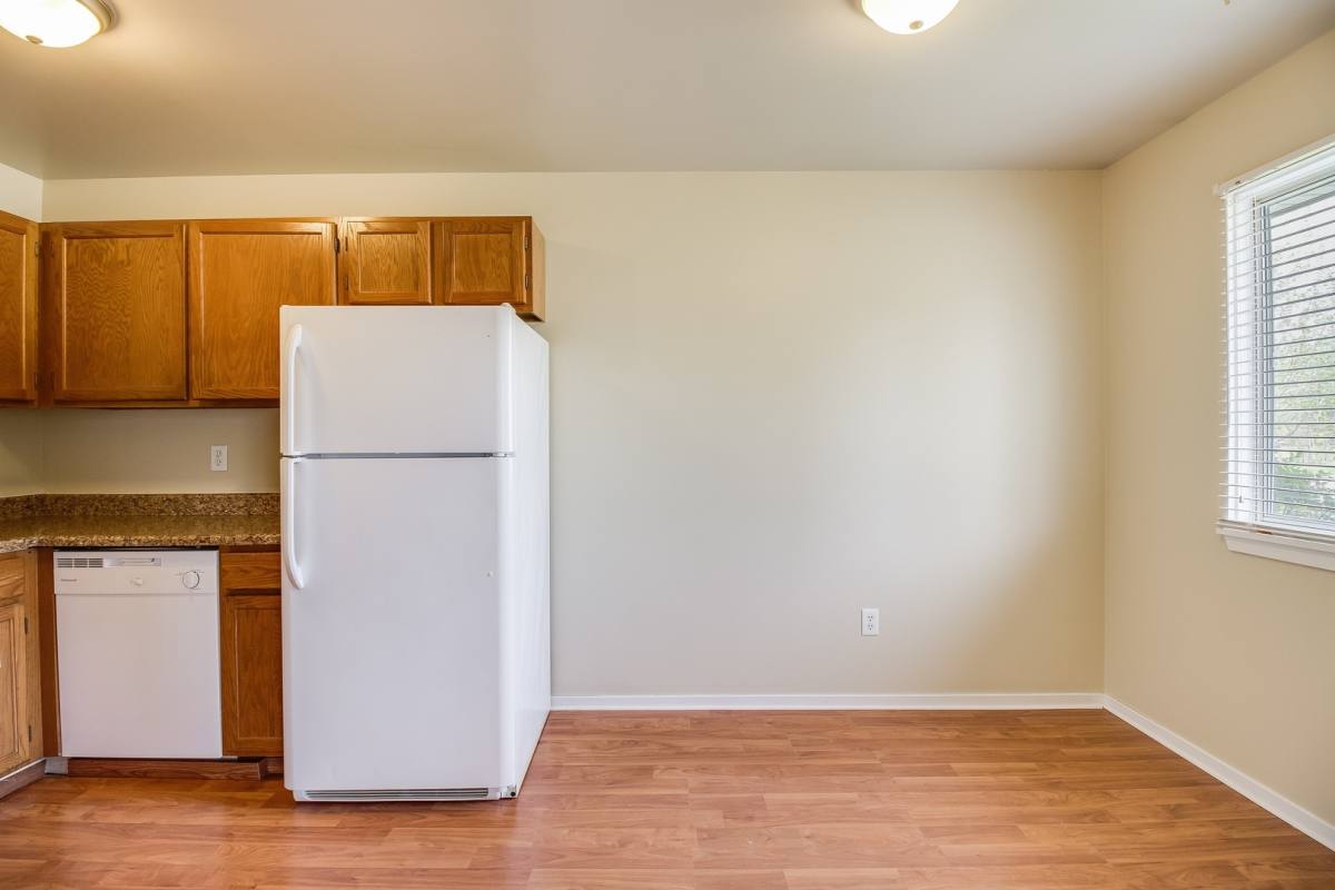 Townhouse for rent at 425 Meadowview St, Fowlerville, MI 48836